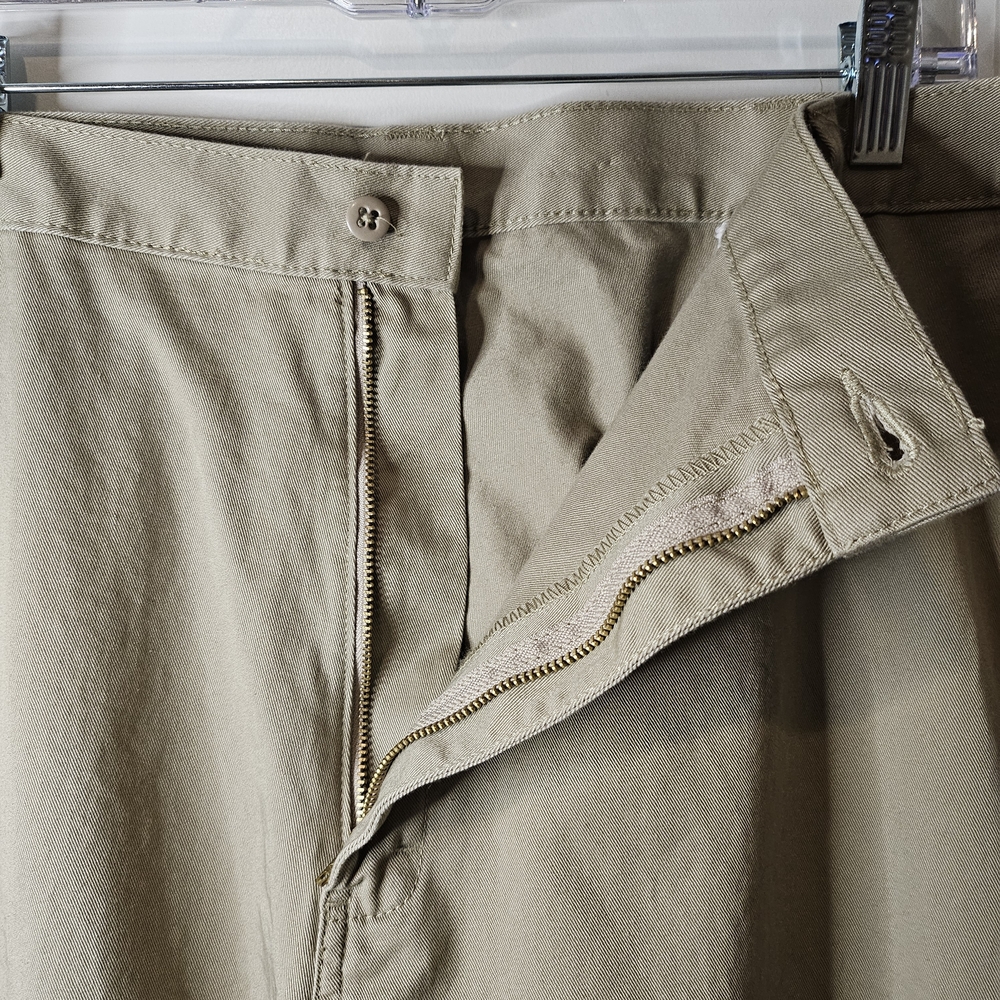 Dickies Pants Mens 42×30 Utility Cargo Khaki Workwear Carpenter Rugged Outdoors - Picture 4 of 12